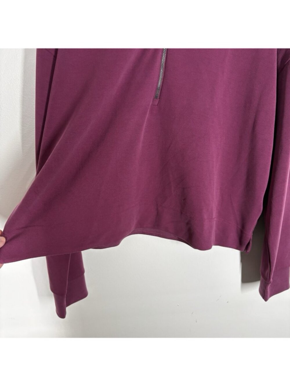 Athleta Women L Plum Cropped Seasoft Quarter Zip Pullover Sweatshirt NWOT - Picture 3 of 12